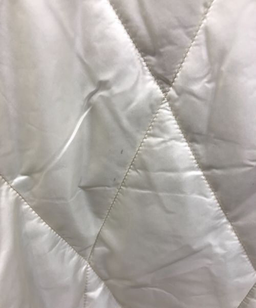 monzee（モンジー）monzee (モンジー) 軽量中綿ブルゾン　M08165 アイボリー サイズ:Mの古着・服飾アイテム