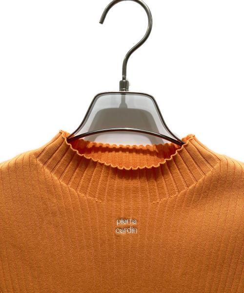 pierre cardin（ピエール・カルダン）pierre cardin (ピエール・カルダン) FRAY ID (フレイ アイディー) ロゴ刺繍リブニットプルオーバー　FWNT241812 オレンジ サイズ:F 未使用品の古着・服飾アイテム