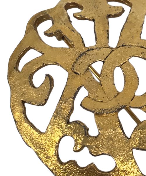 CHANEL（シャネル）CHANEL (シャネル) ブローチ　プレート刻印25 ゴールドの古着・服飾アイテム