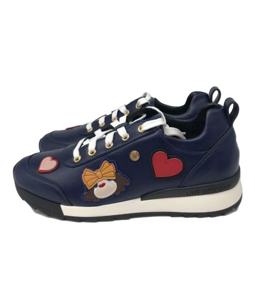 LOVE MOSCHINO（ラブモスキーノ）LOVE MOSCHINO (ラブモスキーノ) レザーローカットスニーカー　JA15022G14IA0751 ネイビー サイズ:40の古着・服飾アイテム
