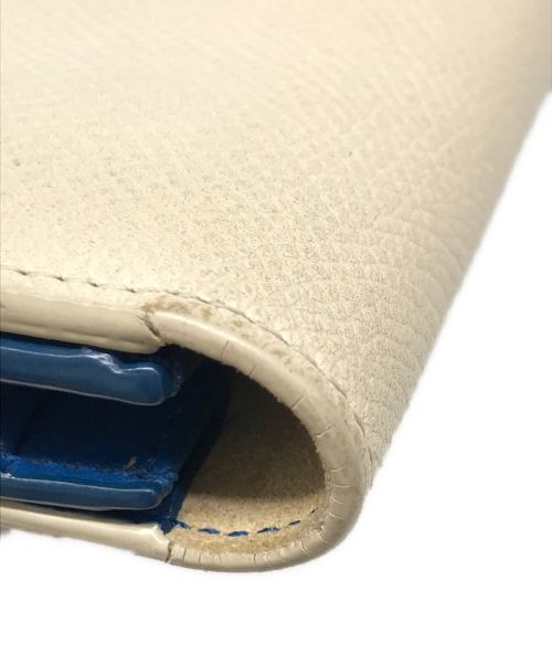 CELINE（セリーヌ）CELINE (セリーヌ) ラージストラップウォレット ホワイト×ブルーの古着・服飾アイテム