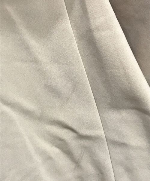 FOXEY NEWYORK（フォクシーニューヨーク）FOXEY NEWYORK (フォクシーニューヨーク) ノースリーブワンピース　31026-NSOFX206P-2 ベージュ サイズ:42の古着・服飾アイテム