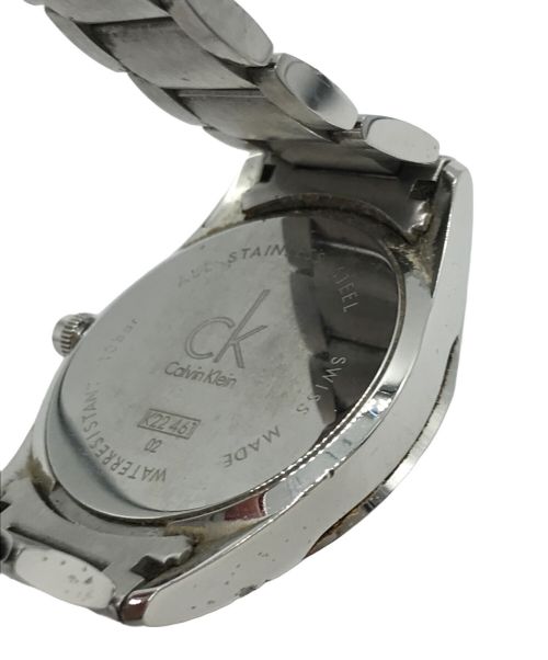 Calvin Klein（カルバンクライン）Calvin Klein (カルバンクライン) 腕時計　K22461 シルバーの古着・服飾アイテム