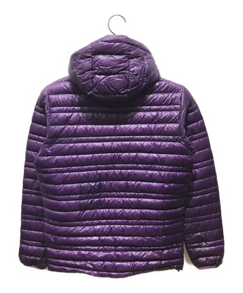 Patagonia（パタゴニア）Patagonia (パタゴニア) ウルトラライト・ダウン・フーディー　84766 パープル サイズ:XSの古着・服飾アイテム