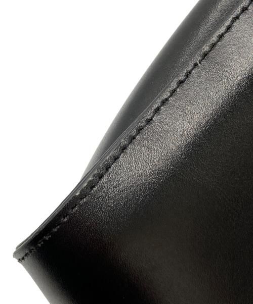 YAHKI（ヤーキ）YAHKI (ヤーキ) ショルダーバッグ ブラックの古着・服飾アイテム