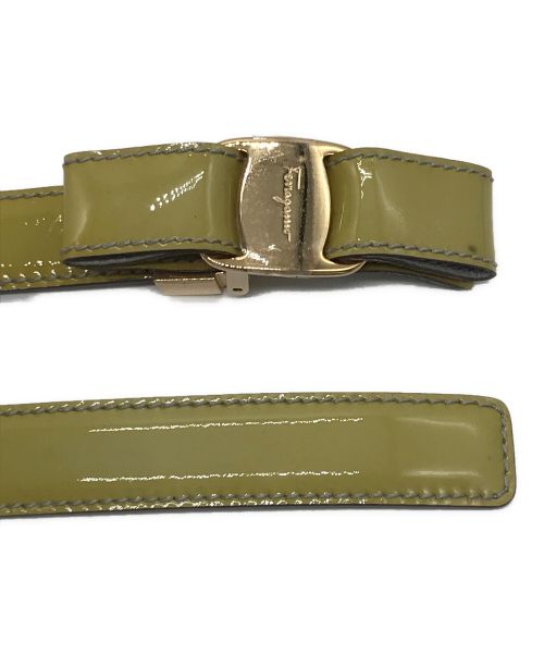 Salvatore Ferragamo（サルヴァトーレ フェラガモ）Salvatore Ferragamo (サルヴァトーレ フェラガモ) ヴァラリボンパテントベルト グリーンの古着・服飾アイテム