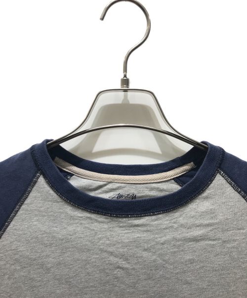 STUSSY AUTHENTIC GEAR（ステューシーオーセンティックギア）STUSSY AUTHENTIC GEAR (ステューシーオーセンティックギア) ラグランカットソー ネイビー×グレー サイズ:Mの古着・服飾アイテム