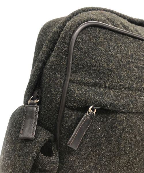 PRADA（プラダ）PRADA (プラダ) ウールショルダーバッグ　V316Y　103 グレーの古着・服飾アイテム
