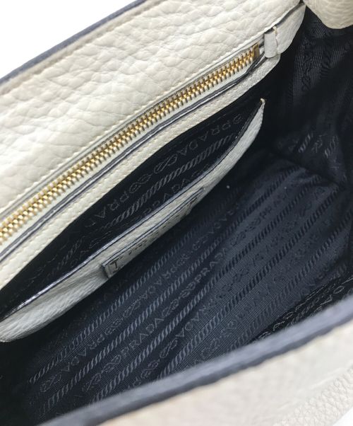 PRADA（プラダ）PRADA (プラダ) ペオニア ハンド 2wayショルダーバッグ　BT0962 ホワイトの古着・服飾アイテム