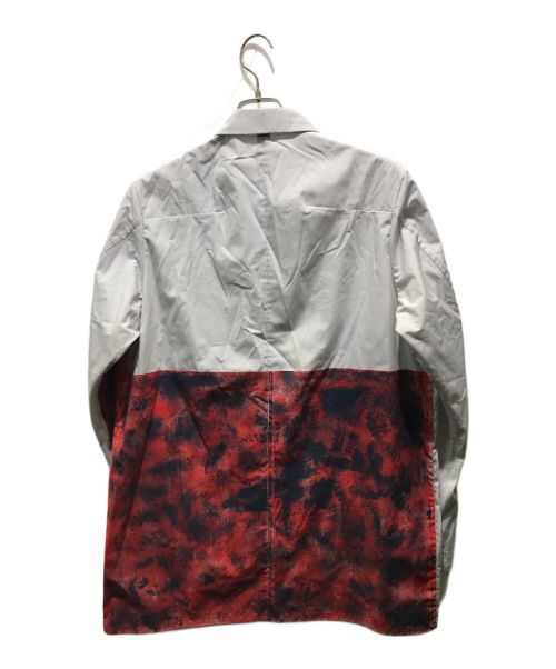 SHINYA KOZUKA（シンヤコズカ）SHINYA KOZUKA (シンヤコズカ) ペイント加工ビッグシャツ レッド×グレー サイズ:記載無しの為実寸参照の古着・服飾アイテム