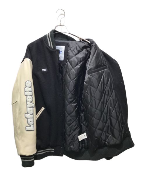 Lafayette（ラファイエット）Lafayette (ラファイエット) WORLD CHAMPS 2021 LF LOGO STADIUM JACKET　LA211014 ブラック×ホワイト サイズ:XXLの古着・服飾アイテム