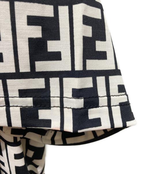 FENDI JEANS（フェンディ ジーンズ）FENDI JEANS (フェンディ ジーンズ) ズッカ柄カットソー　代理店表記無し ホワイト サイズ:38の古着・服飾アイテム