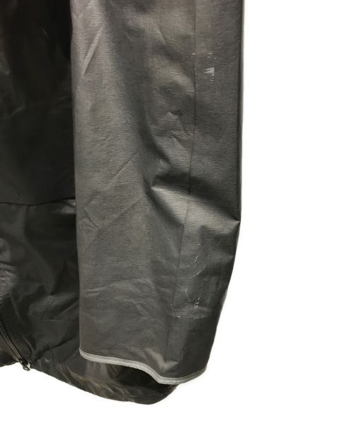 CANADA GOOSE（カナダグース）CANADA GOOSE (カナダグース) NOMAD RAIN JACKET　5615M ブラック サイズ:Lの古着・服飾アイテム