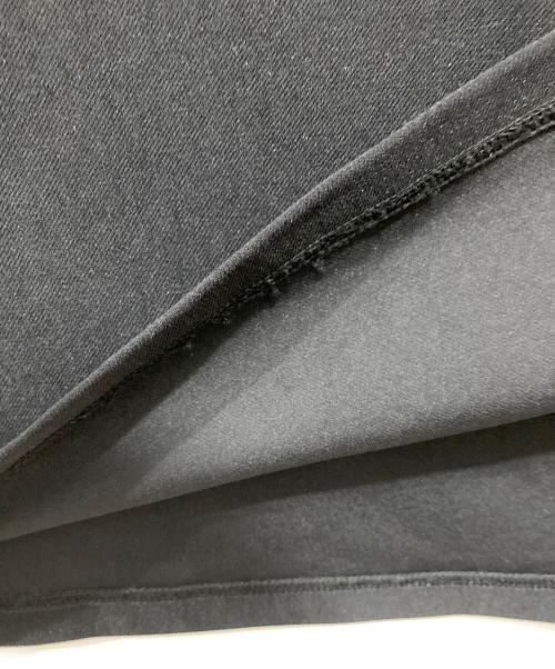 LIMI feu（リミフゥ）LIMI feu (リミフゥ) ストラップ付ジップポケットスカート ブラック サイズ:Sの古着・服飾アイテム