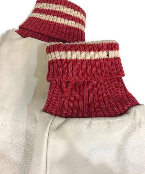 Golden Bear（ゴールデンベア）Golden Bear (ゴールデンベア) スタジャン　70-80ｓ 白タグ ホワイト×レッド サイズ:XLの古着・服飾アイテム