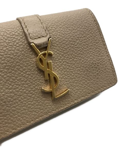 Saint Laurent Paris（サンローランパリ）Saint Laurent Paris (サンローランパリ) オリガミ タイニーウォレット　BND620287 ベージュの古着・服飾アイテム