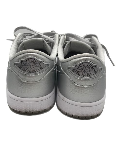NIKE（ナイキ）NIKE (ナイキ) エアジョーダン1　CZ0790-002 グレー×シルバー サイズ:26の古着・服飾アイテム