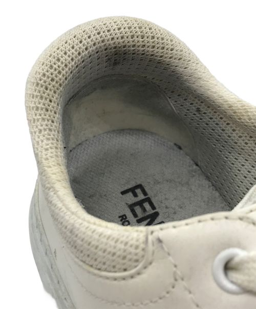FENDI（フェンディ）FENDI (フェンディ) ローカットスニーカー　8E8109 ホワイト サイズ:36の古着・服飾アイテム