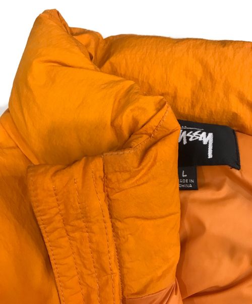 stussy（ステューシー）stussy (ステューシー) DOWN PUFFER NYLON　115711 オレンジ サイズ:Lの古着・服飾アイテム