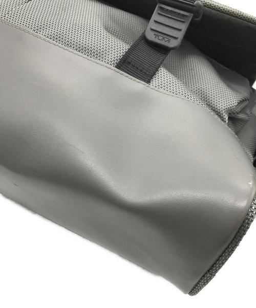 TUMI（トゥミ）TUMI (トゥミ) メッセンジャーバッグ　廃版モデル  グレーの古着・服飾アイテム
