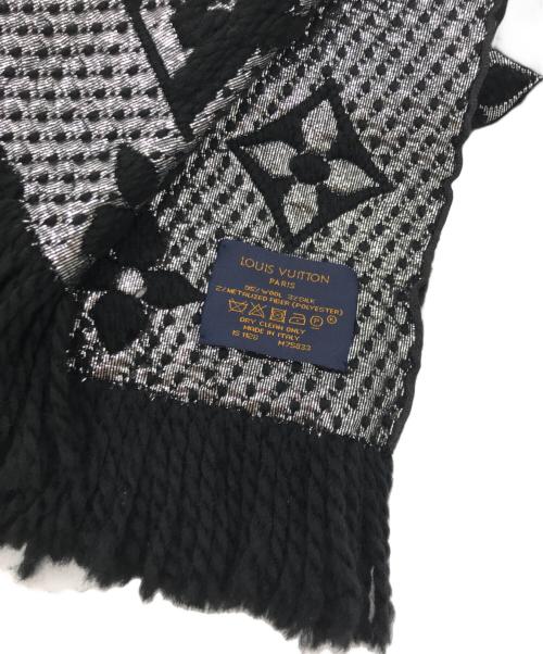 LOUIS VUITTON（ルイ ヴィトン）LOUIS VUITTON (ルイ ヴィトン) エシャルプ ロゴマニア シャイン モノグラム　M75833 ブラックの古着・服飾アイテム