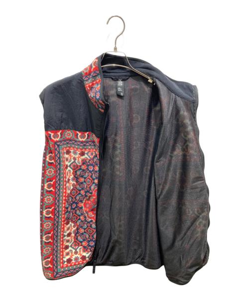 MOUNTAIN HARD WEAR（マウンテンハードウェア）MOUNTAIN HARD WEAR (マウンテンハードウェア) ベスト ブラック×レッド サイズ:XLの古着・服飾アイテム