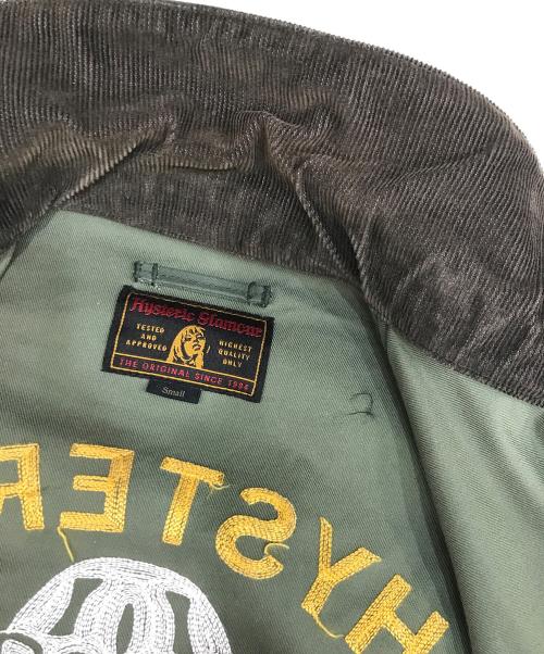 Hysteric Glamour（ヒステリックグラマー）Hysteric Glamour (ヒステリックグラマー) GHOST WOLVES 刺繍ラウンドカラージャケット　0233AB04 カーキ サイズ:Sの古着・服飾アイテム