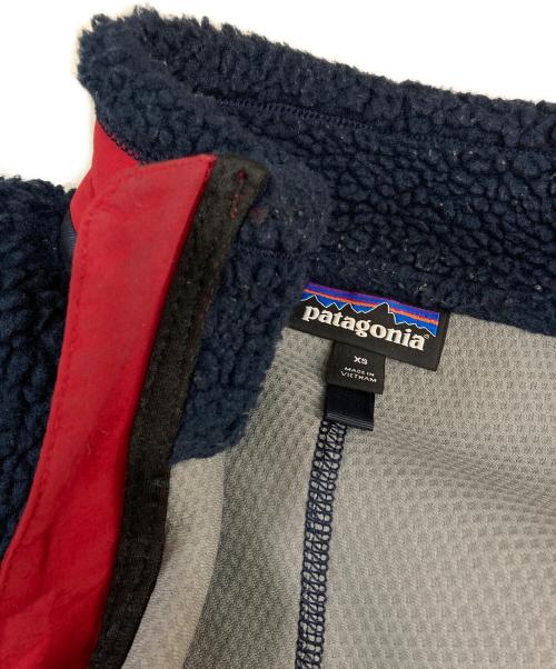 Patagonia（パタゴニア）Patagonia (パタゴニア) ボアフリースジャケット　CLASSIC RETRO-X JACKET ネイビー サイズ:XSの古着・服飾アイテム