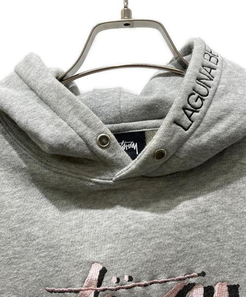 stussy（ステューシー）stussy (ステューシー) プルオーバーパーカー グレー サイズ:Sの古着・服飾アイテム