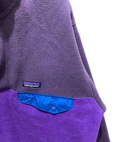 Patagonia SYNCHILLA（パタゴニア シンチラ）Patagonia SYNCHILLA (パタゴニア シンチラ) Lightweight Synchilla Snap-T パープル サイズ:Mの古着・服飾アイテム