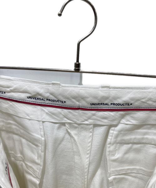 UNIVERSAL PRODUCTS.（ユニバーサルプロダクツ）UNIVERSAL PRODUCTS. (ユニバーサルプロダクツ) No Tuck Wide Denim Trousers　194-60504 ホワイト サイズ:2の古着・服飾アイテム
