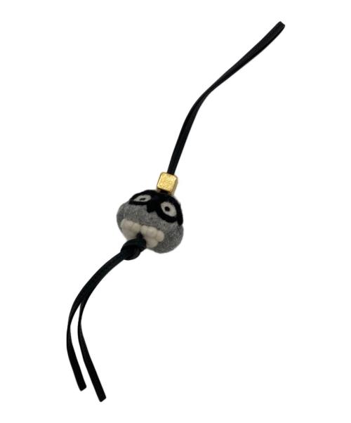 LOEWE（ロエベ）LOEWE (ロエベ) Owl charm in felt and calfskin グレーの古着・服飾アイテム