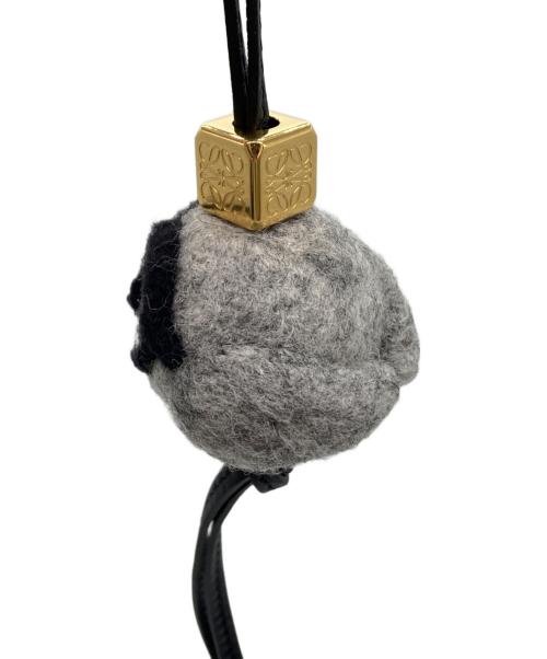 LOEWE（ロエベ）LOEWE (ロエベ) Owl charm in felt and calfskin グレーの古着・服飾アイテム