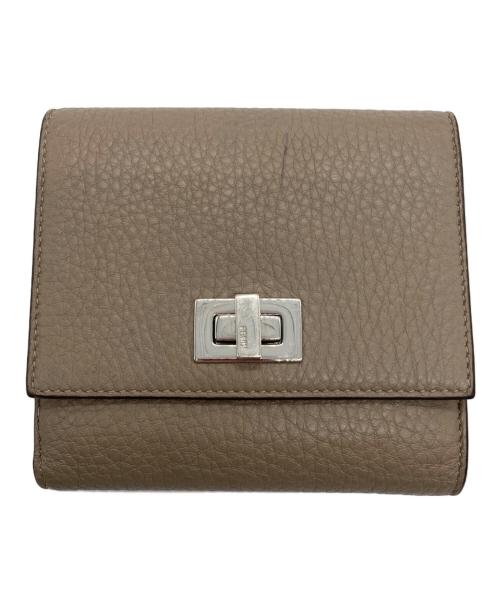 FENDI（フェンディ）FENDI (フェンディ) 2つ折り財布　PEEKABOO　8M0438-A91B ベージュの古着・服飾アイテム