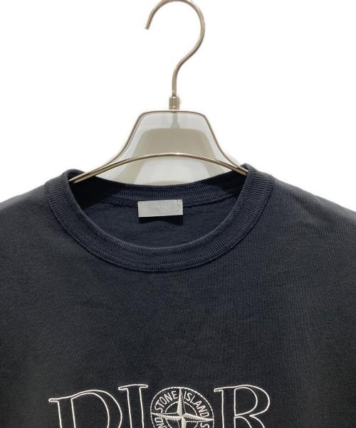 Dior（ディオール）Dior (ディオール) STONE ISLAND (ストーンアイランド) ロゴエンブロイダリーTシャツ　493J638B0554 ブラック サイズ:Lの古着・服飾アイテム