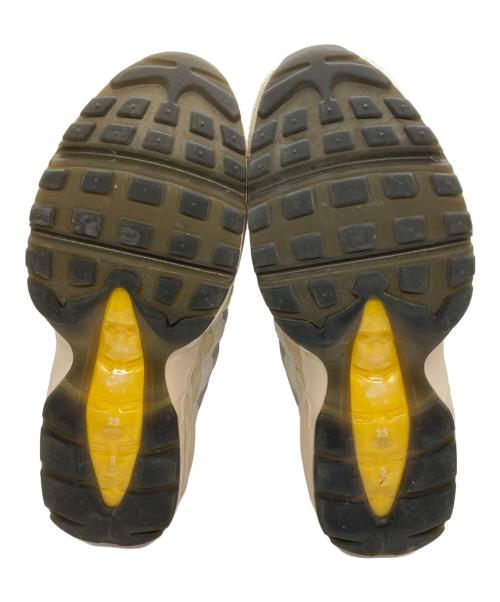 NIKE（ナイキ）NIKE (ナイキ) ローカットスニーカー　	AIR MAX 95 SE DC8099-016 グレー×ベージュ サイズ:27の古着・服飾アイテム