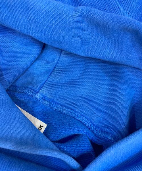 JBalvin（ジェーバルヴィン）JBalvin (ジェーバルヴィン) KAIKAI KIKI (カイカイキキ) フラワープリントフーディーパーカー ブルー サイズ:Lの古着・服飾アイテム