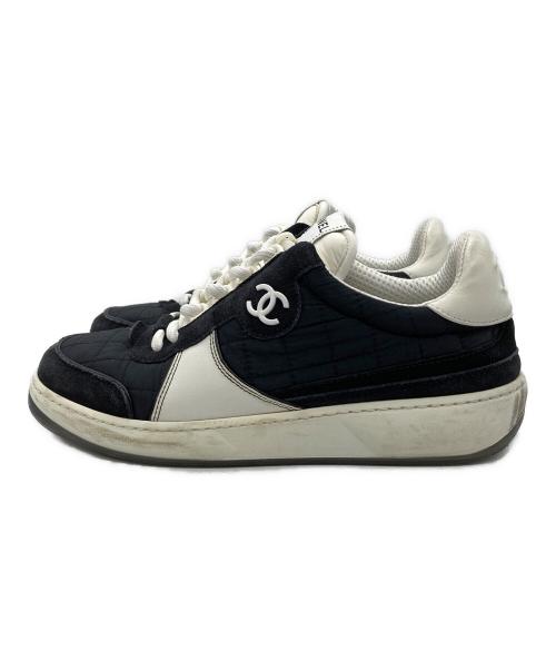 CHANEL（シャネル）CHANEL (シャネル) ココマークローカットスニーカー　G39802 ブラック サイズ:39の古着・服飾アイテム