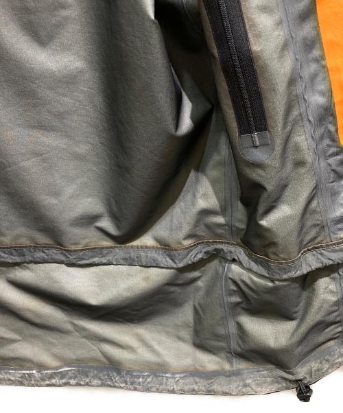 ARC'TERYX（アークテリクス）ARC'TERYX (アークテリクス) Theta SV Jacket　1010024660-35　BEAMS 35th Anniversary  マルチカラー サイズ:XSの古着・服飾アイテム