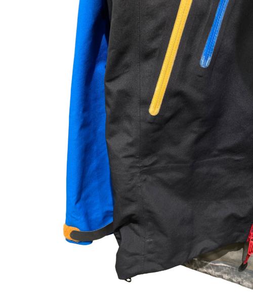ARC'TERYX（アークテリクス）ARC'TERYX (アークテリクス) Theta SV Jacket　1010024660-35　BEAMS 35th Anniversary  マルチカラー サイズ:XSの古着・服飾アイテム