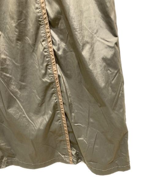 TRUNK HIROKO KOSHINO（トランク ヒロコ コシノ）TRUNK HIROKO KOSHINO (トランク ヒロコ コシノ) ノースリーブワンピース　RSEEV-74330 カーキ サイズ:40の古着・服飾アイテム