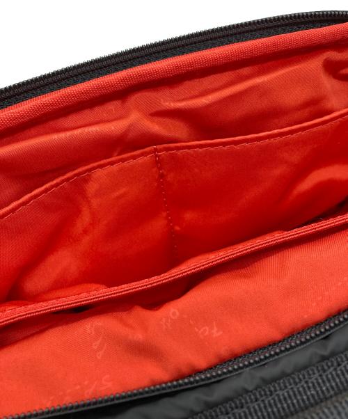 TOPOLOGIE（トポロジー）TOPOLOGIE (トポロジー) Bottle Sacoche ブラックの古着・服飾アイテム