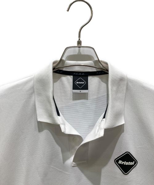 F.C.R.B.（エフシーレアルブリストル）F.C.R.B. (エフシーレアルブリストル) BIG LOGO POLO FCRB-190050 ホワイト サイズ:Sの古着・服飾アイテム
