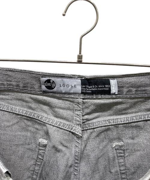 LEVI'S（リーバイス）LEVI'S (リーバイス) ルーズフィットデニムパンツ グレー サイズ:33の古着・服飾アイテム