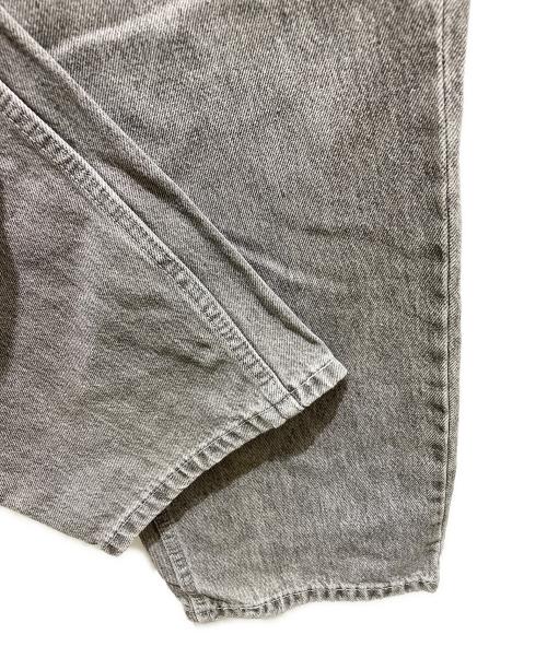 LEVI'S（リーバイス）LEVI'S (リーバイス) ルーズフィットデニムパンツ グレー サイズ:33の古着・服飾アイテム