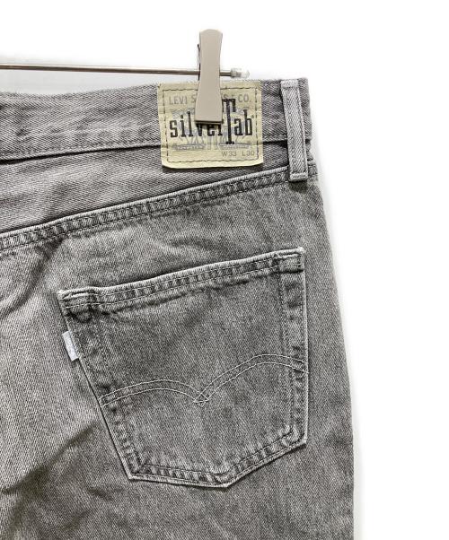LEVI'S（リーバイス）LEVI'S (リーバイス) ルーズフィットデニムパンツ グレー サイズ:33の古着・服飾アイテム