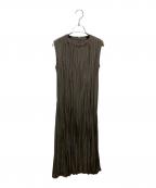 DRESSTERIORドレステリア）の古着「デシンワッシャープリーツワンピース　085-56102」｜オリーブ