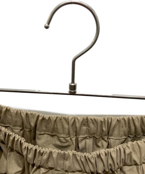 Plage（プラージュ）Plage (プラージュ) typewriter cropped スカート　24060922719230 ベージュ サイズ:36 未使用品の古着・服飾アイテム