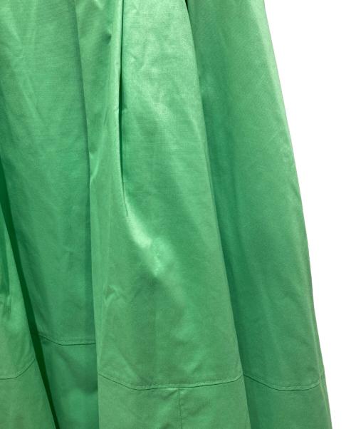 allureville（アルアバイル）allureville (アルアバイル) タフタビッグフレアスカート　20221011140 グリーン サイズ:1の古着・服飾アイテム