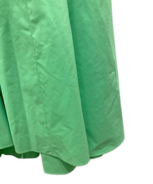 allureville（アルアバイル）allureville (アルアバイル) タフタビッグフレアスカート　20221011140 グリーン サイズ:1の古着・服飾アイテム